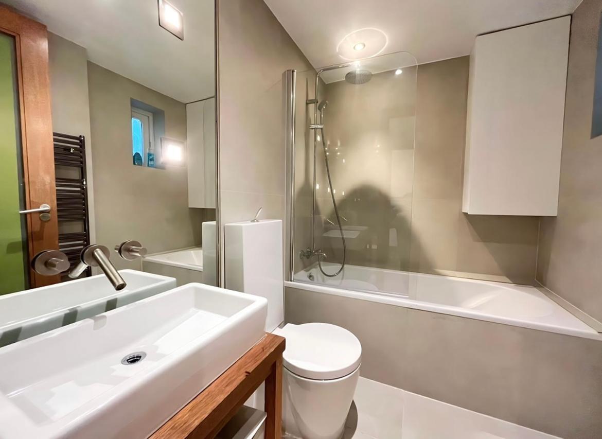 Luxury 2 Double Bedroom Flat - Kensington London Exterior photo